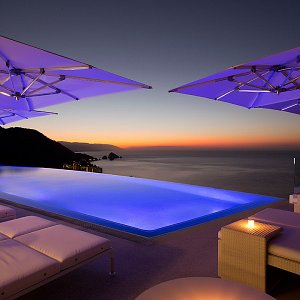 Magnificent infinity pool